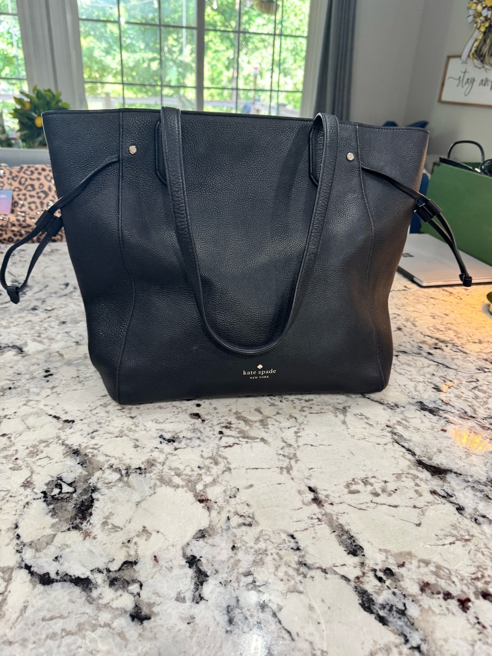 Kate Spade Classic Black Tote Bag with Gold Accent - Picture 6 of 13